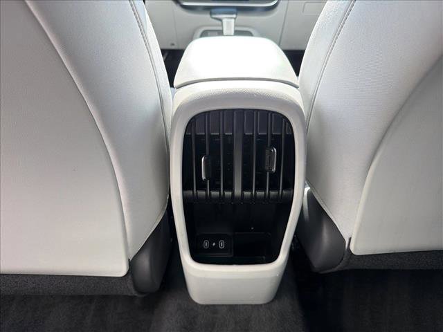 Used 2025 Hyundai Kona SEL FWD image 25