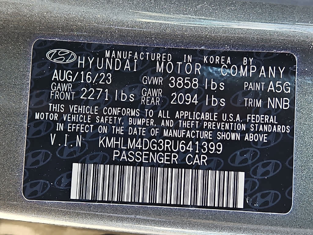 Used 2024 Hyundai Elantra SEL FWD image 28