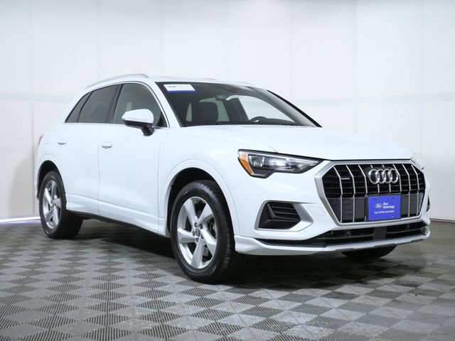 Used 2019 Audi Q3 2.0T Premium AWD/4WD image 1