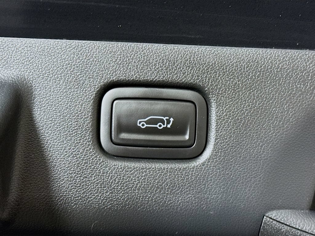 Used 2024 Hyundai Kona Limited AWD/4WD image 31
