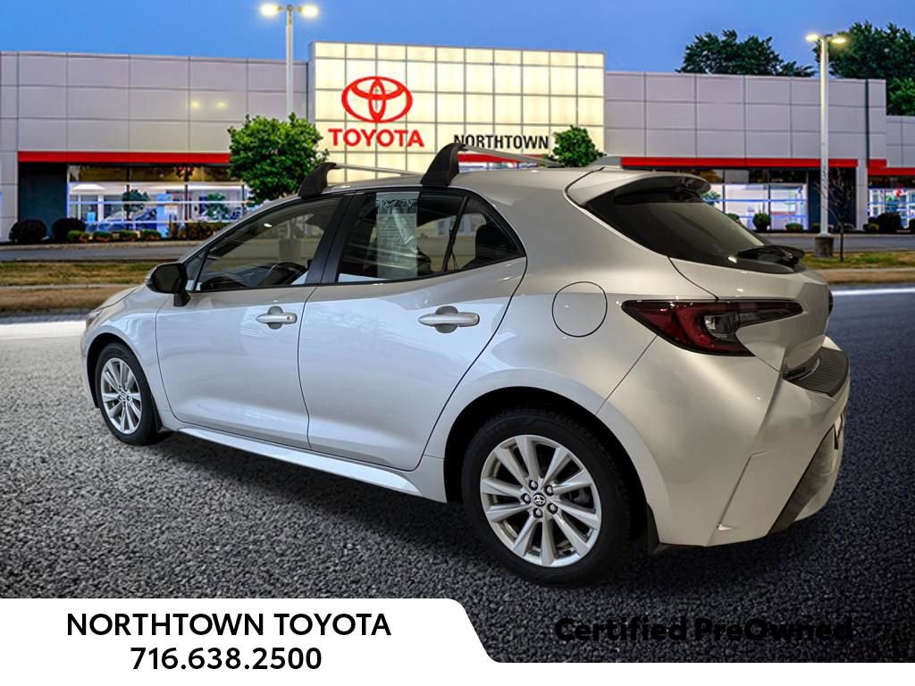 Used 2023 Toyota Corolla SE image 3