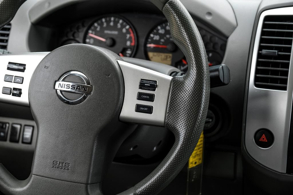 Used 2018 Nissan Frontier SV RWD image 14