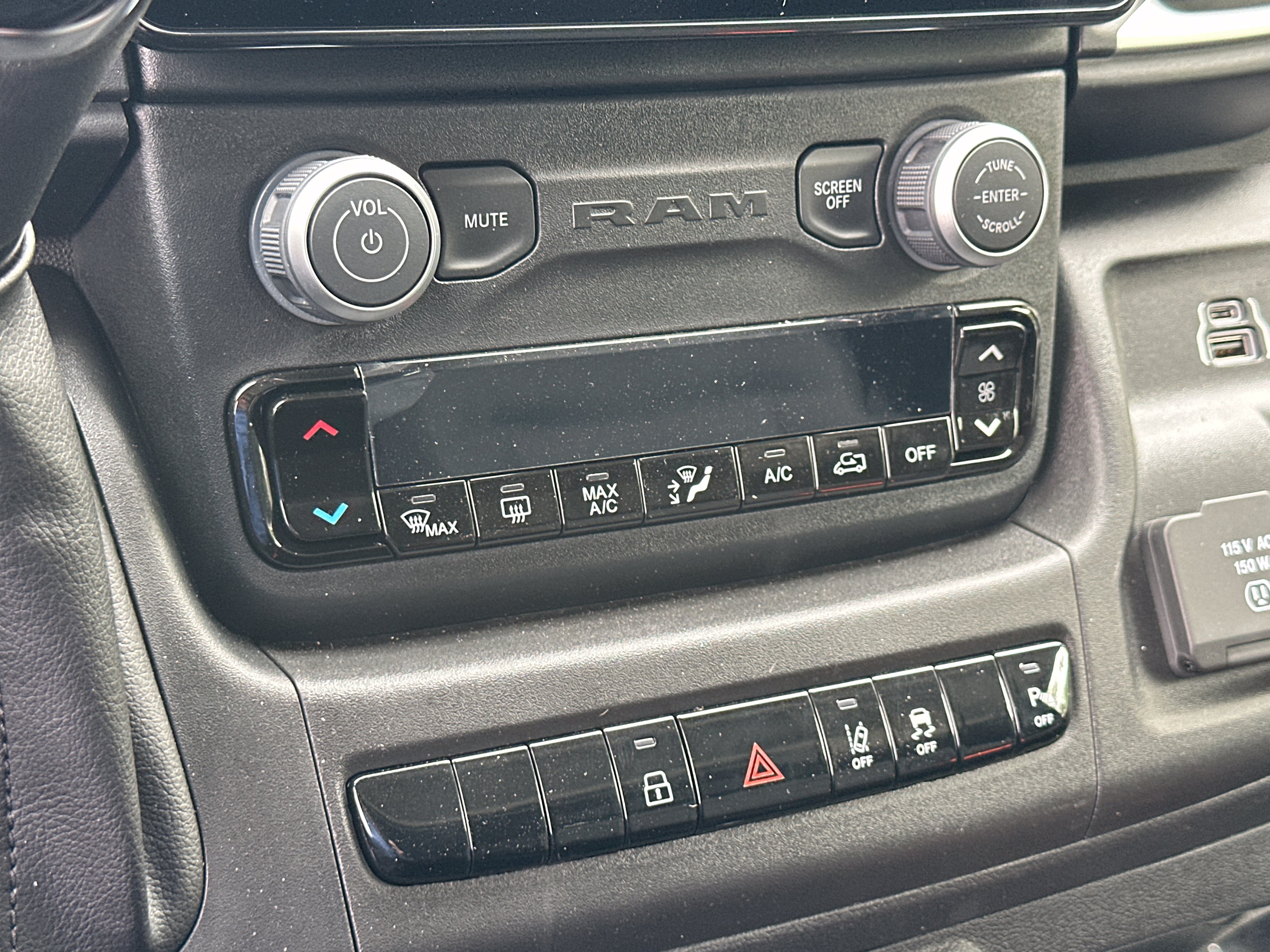 New 2026 RAM ProMaster 2500 w/ Quick Order Package 22G SLT FWD image 6