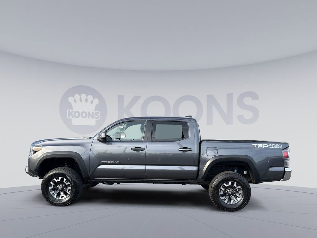 Used 2021 Toyota Tacoma TRD Off-Road image 2