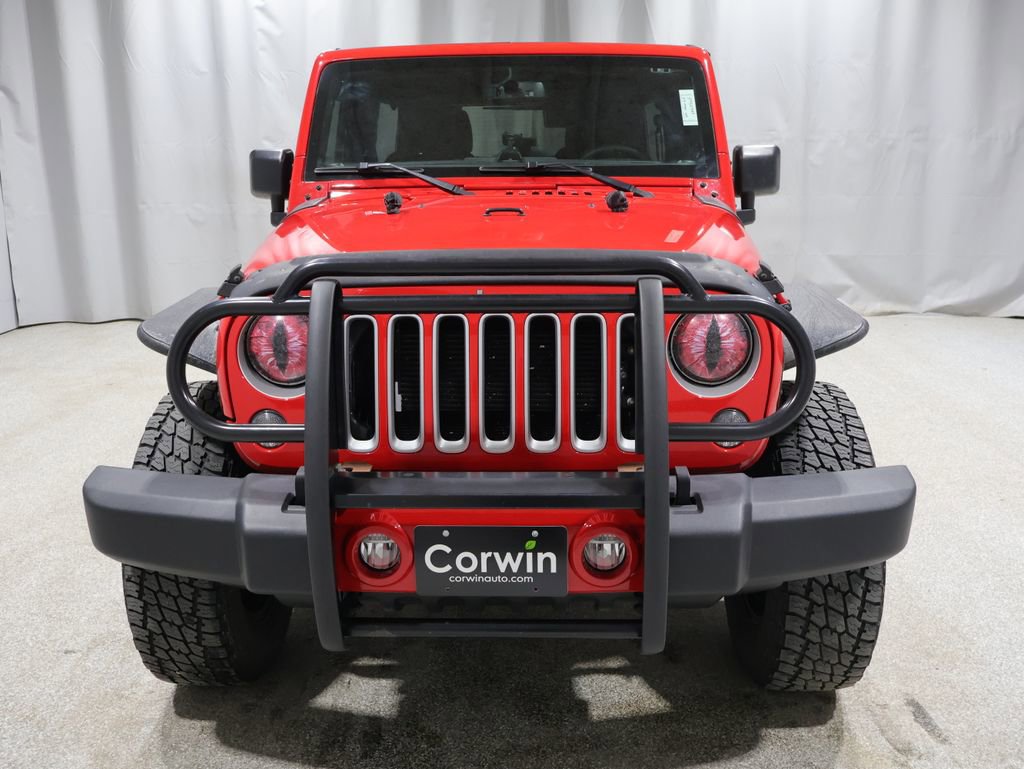 Used 2017 Jeep Wrangler Unlimited Sahara w/ Connectivity Group image 8