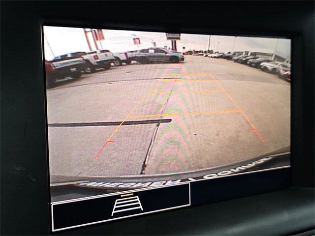 Used 2024 GMC Terrain SLE image 2