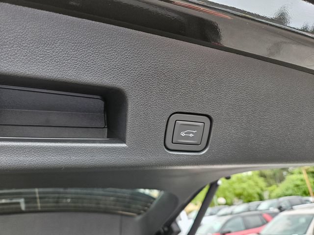 New 2026 GMC Acadia Elevation AWD/4WD image 11