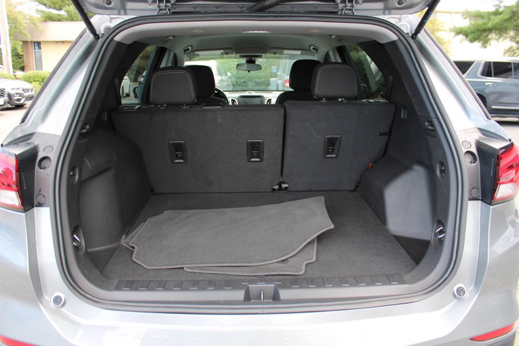 Used 2024 Chevrolet Equinox LS w/ Driver Confidence II Package FWD image 10
