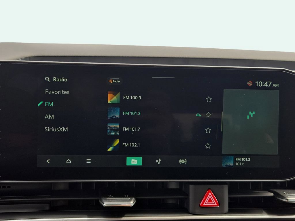 Certified 2025 Kia Carnival FWD image 28