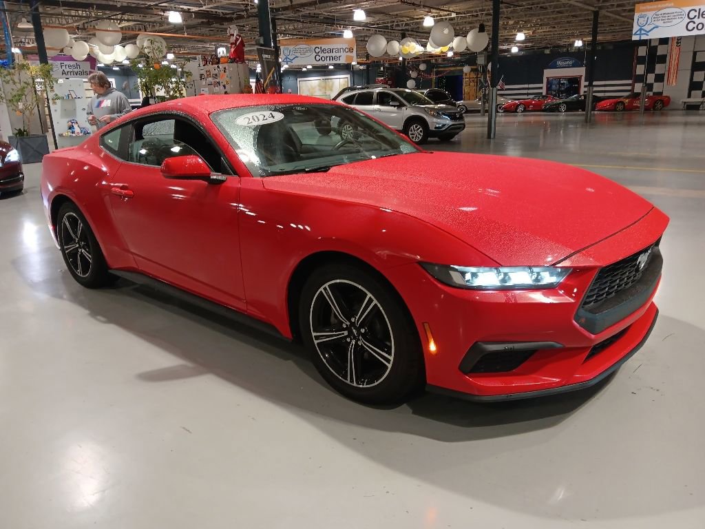 Used 2024 Ford Mustang Premium RWD image 4