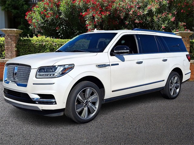 Used 2018 Lincoln Navigator L Reserve w/ Technology Package