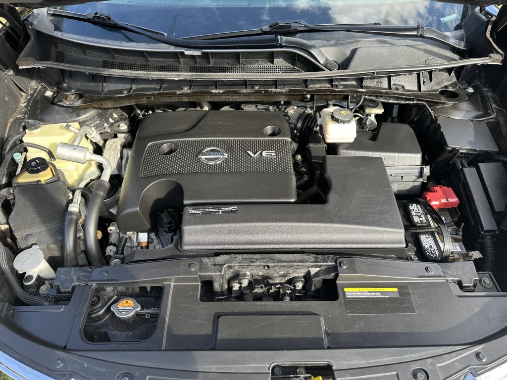 Used 2017 Nissan Murano Platinum w/ Platinum Technology Package FWD image 4