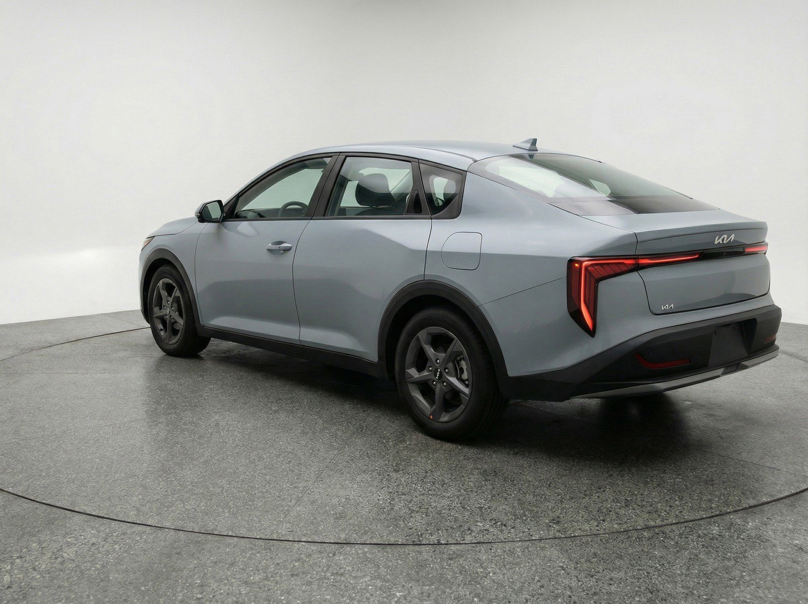 Used 2025 Kia K4 LXS image 6