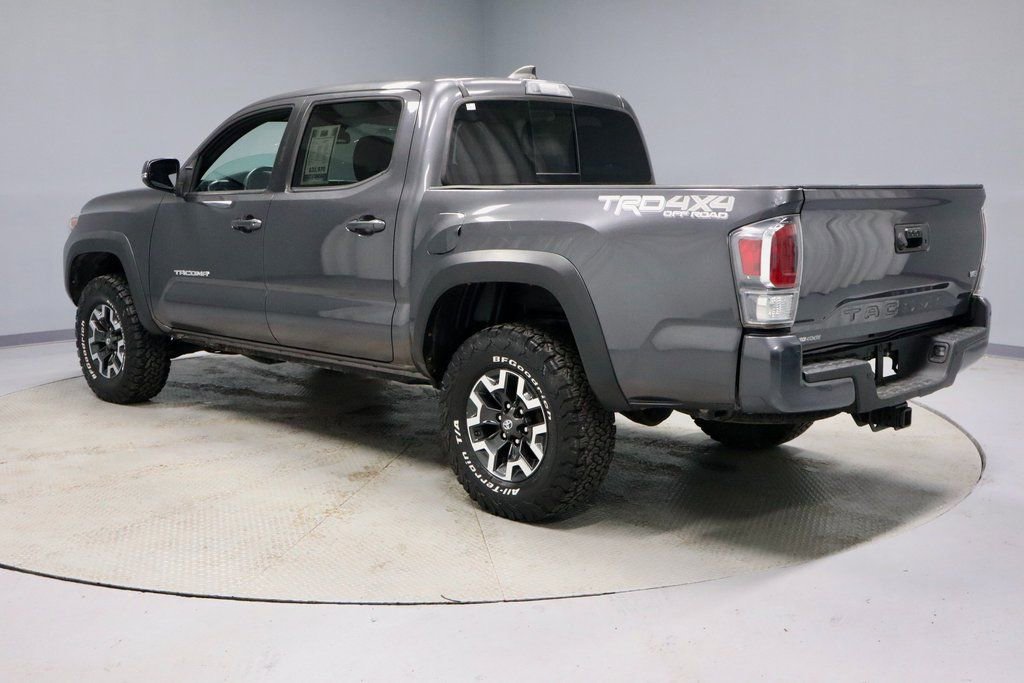 Used 2020 Toyota Tacoma TRD Off-Road w/ Technology Package image 8