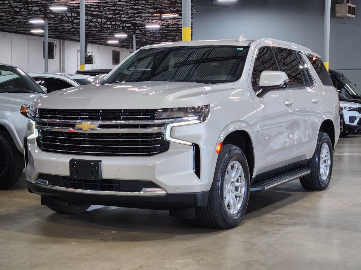 Used 2023 Chevrolet Tahoe LT w/ Luxury Package AWD/4WD image 4