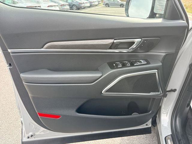 Used 2025 Kia Telluride SX Prestige X-Line image 14