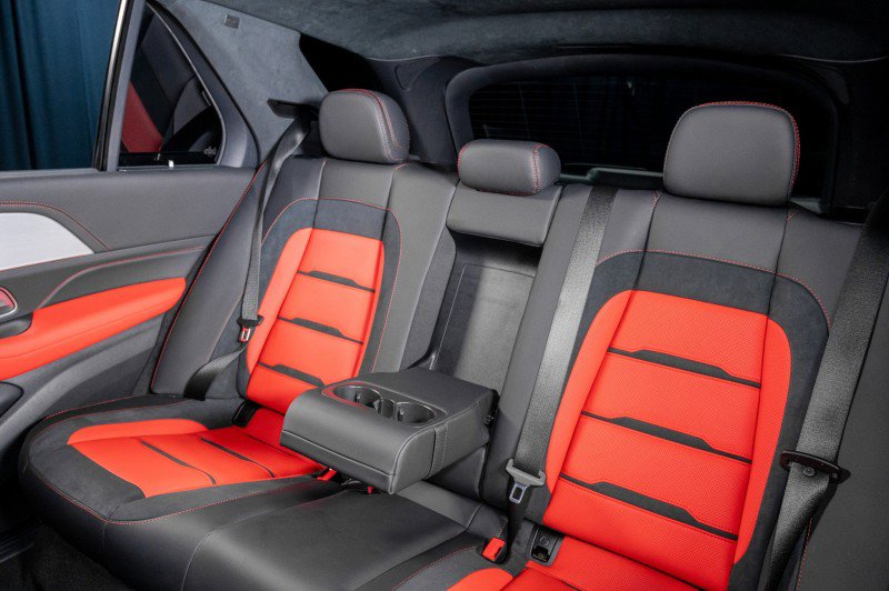 Certified 2024 Mercedes-Benz GLE 63 AMG S image 31