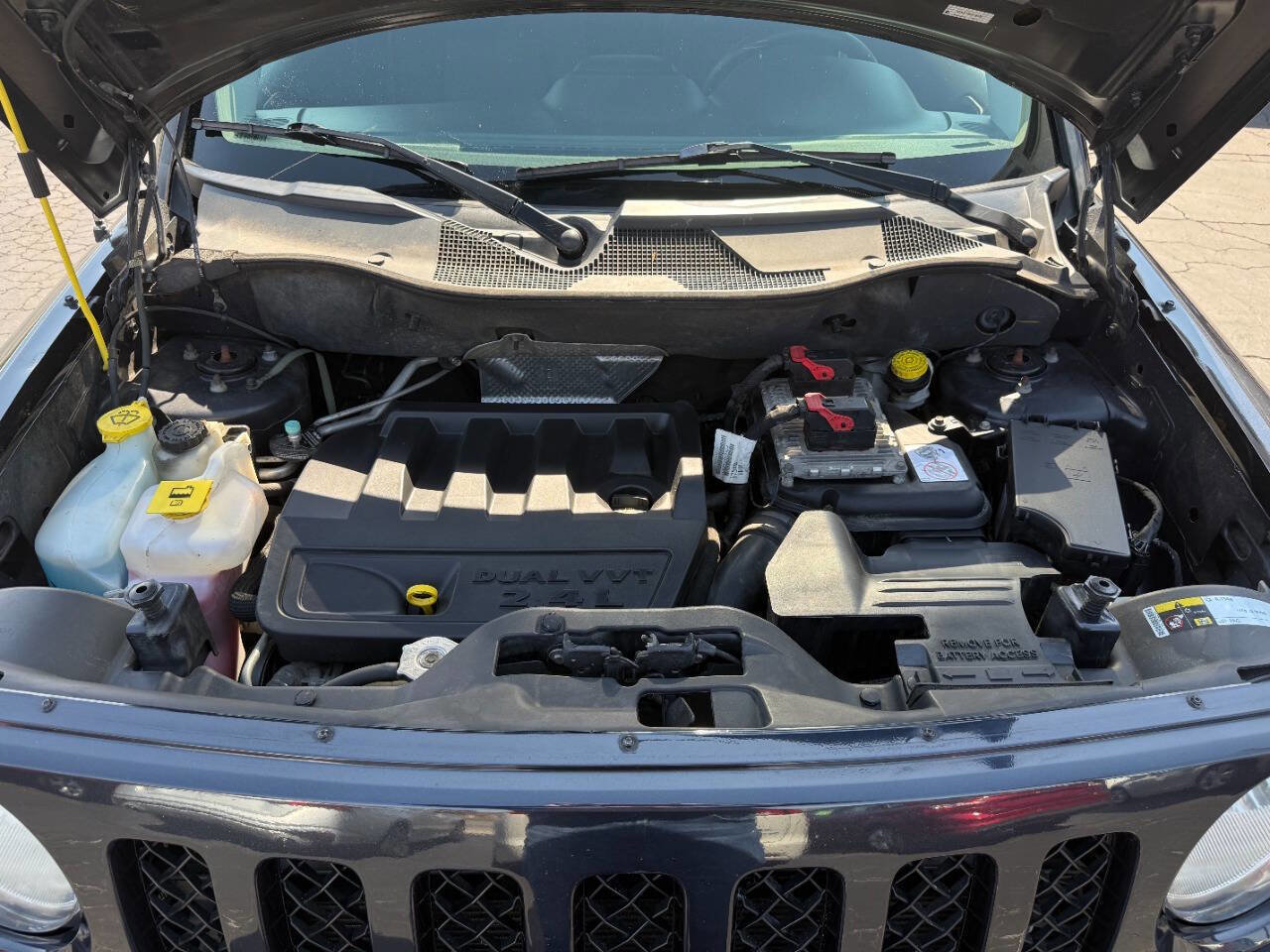 Used 2014 Jeep Patriot Sport w/ Power Value Group AWD/4WD image 22