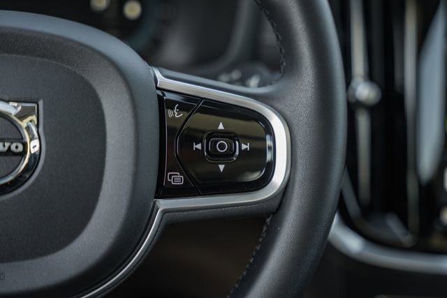 Certified 2023 Volvo S60 B5 Ultimate image 27