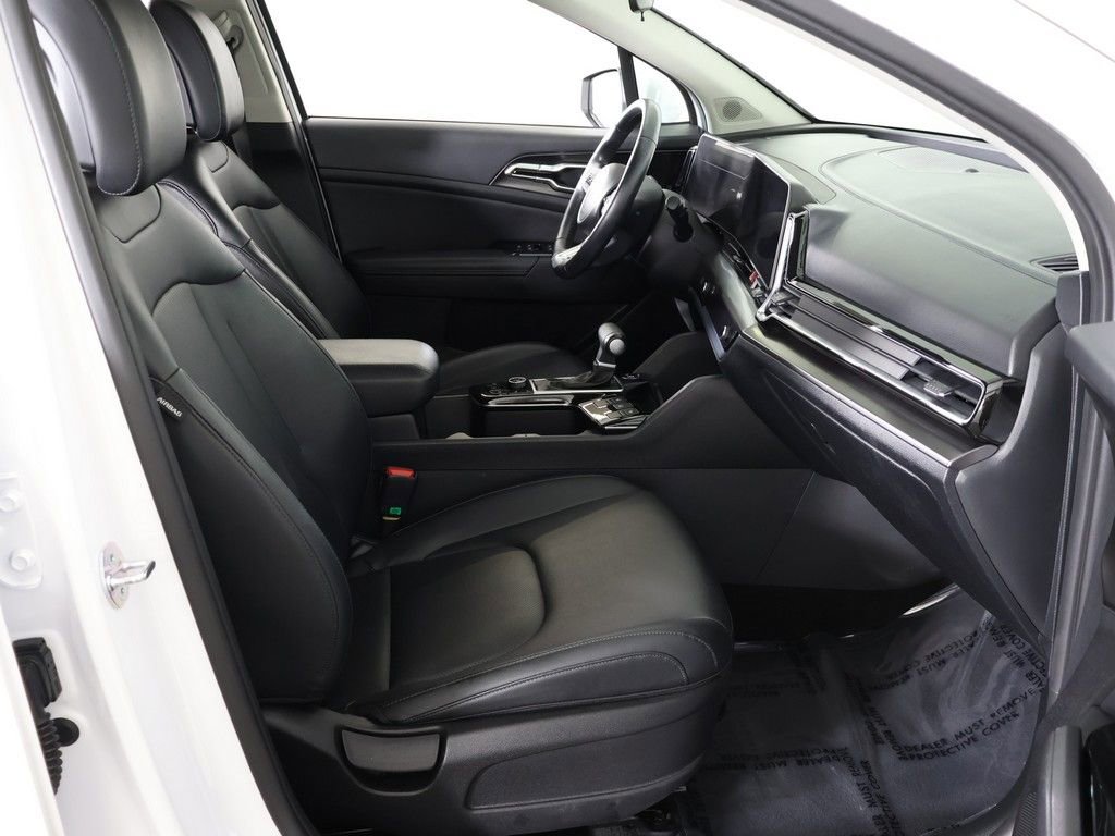 Used 2023 Kia Sportage EX image 29