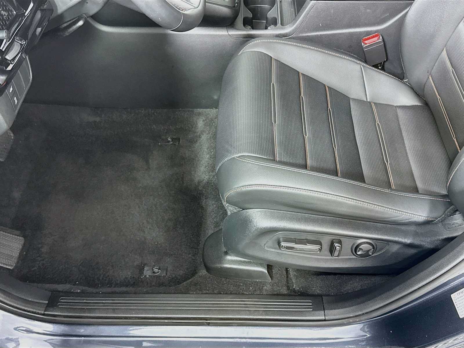 Used 2024 Honda CR-V Sport Touring image 16