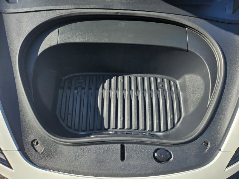 Used 2024 Tesla Model 3 Long Range AWD/4WD image 27