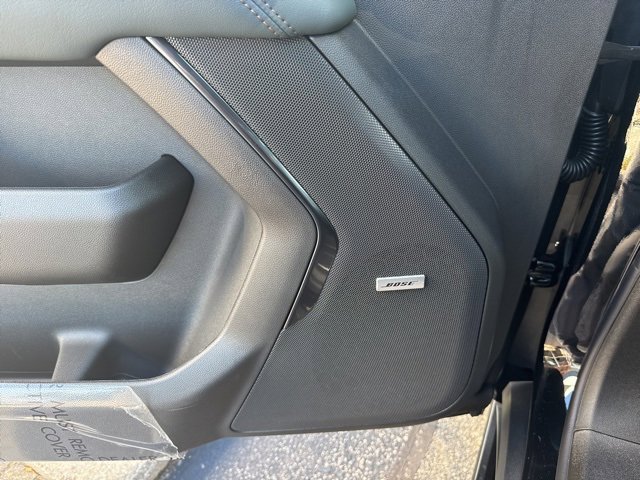 New 2025 GMC Yukon XL AT4 w/ AT4 Premium Plus Package image 11