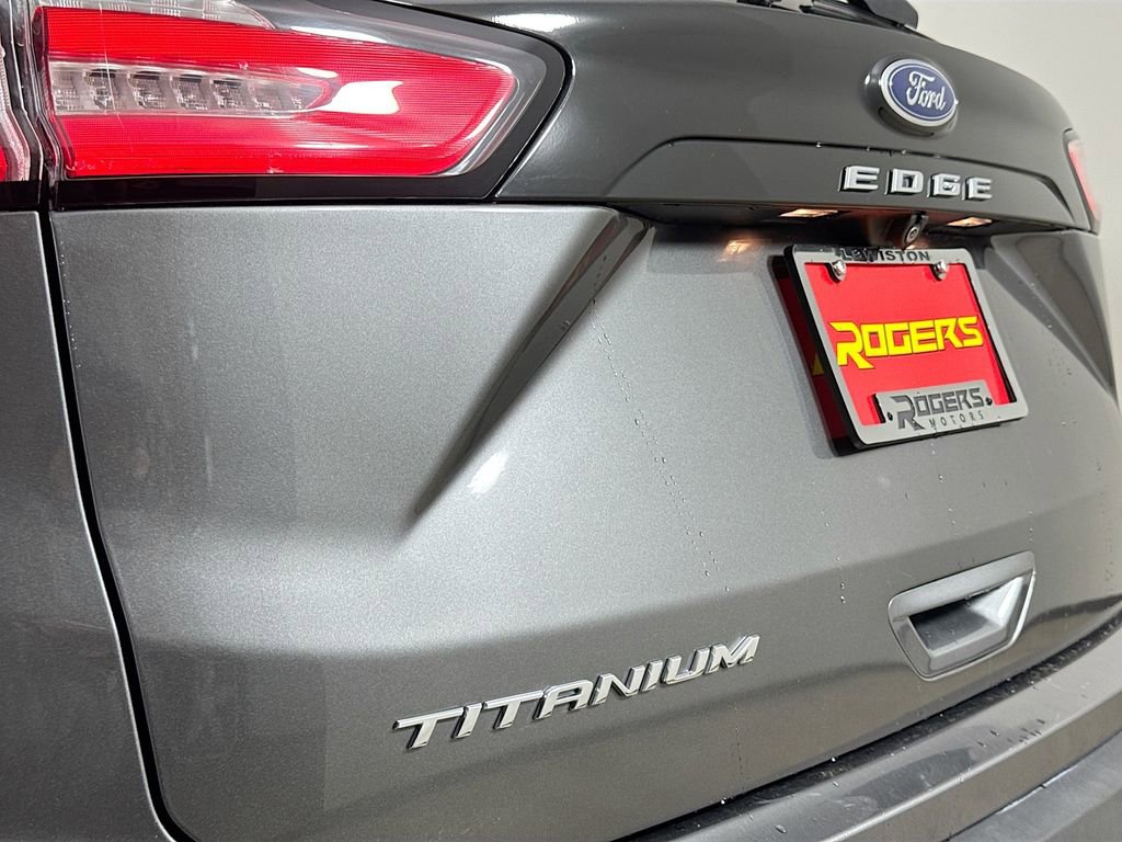 Used 2022 Ford Edge Titanium image 27