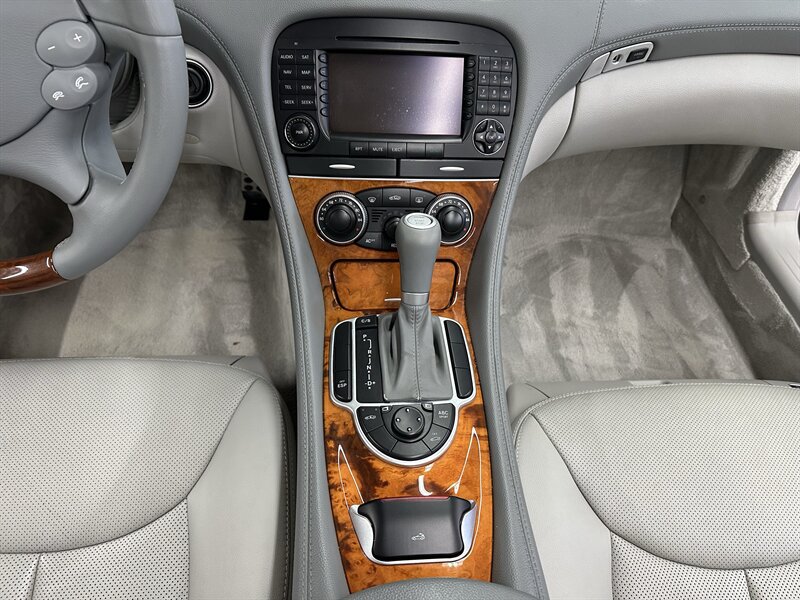 Used 2005 Mercedes-Benz SL 500 w/ AMG Sport Pkg image 17