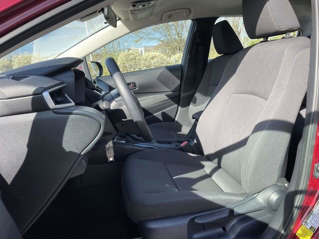 Used 2025 Toyota Corolla LE FWD image 19