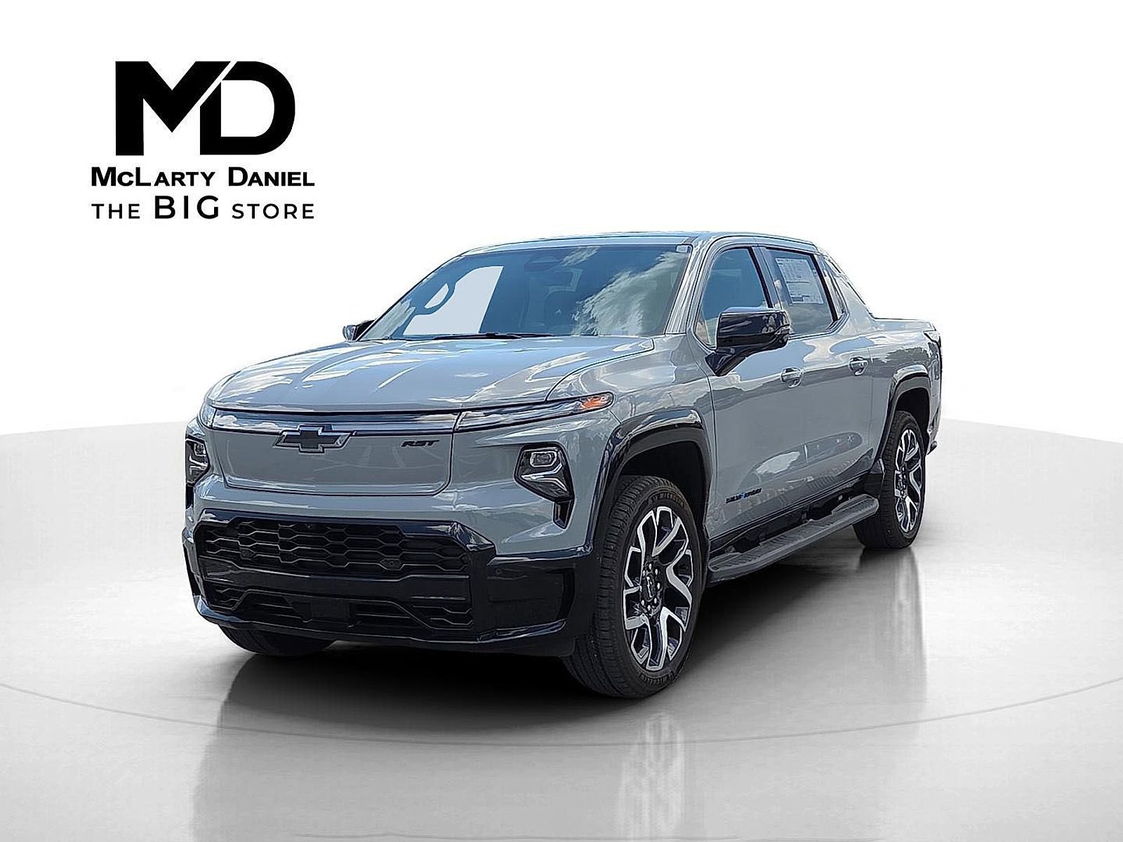 New 2025 Chevrolet Silverado EV RST image 2