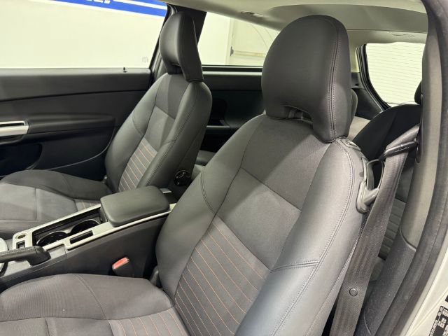 Used 2011 Volvo C30 T5 w/ Preferred Pkg image 10