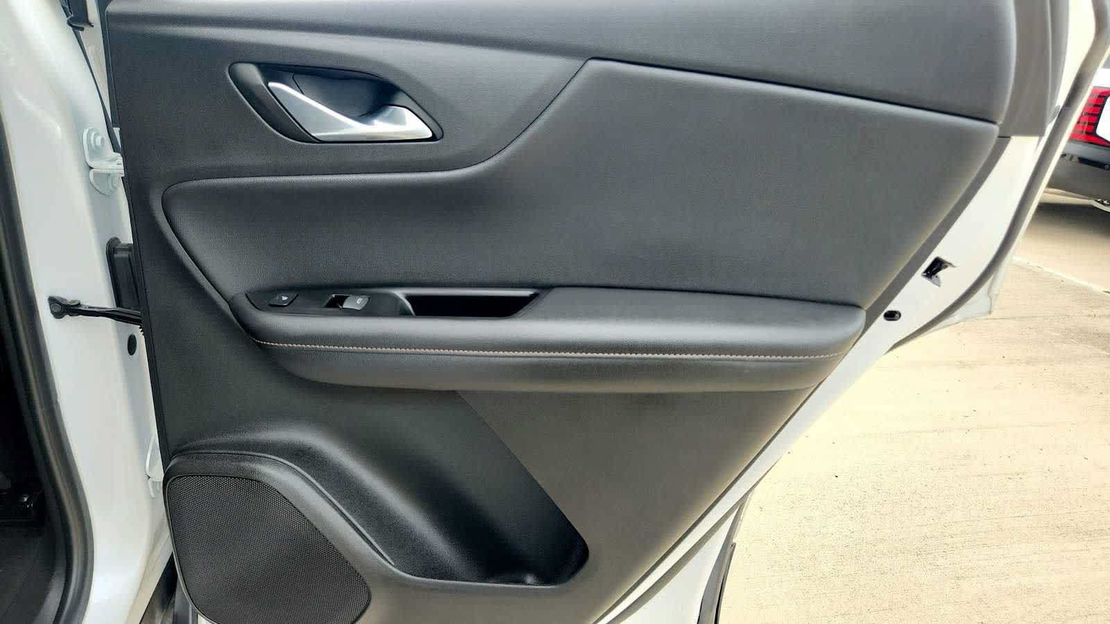 Used 2023 Chevrolet Blazer Premier w/ Driver Confidence II Package FWD image 31