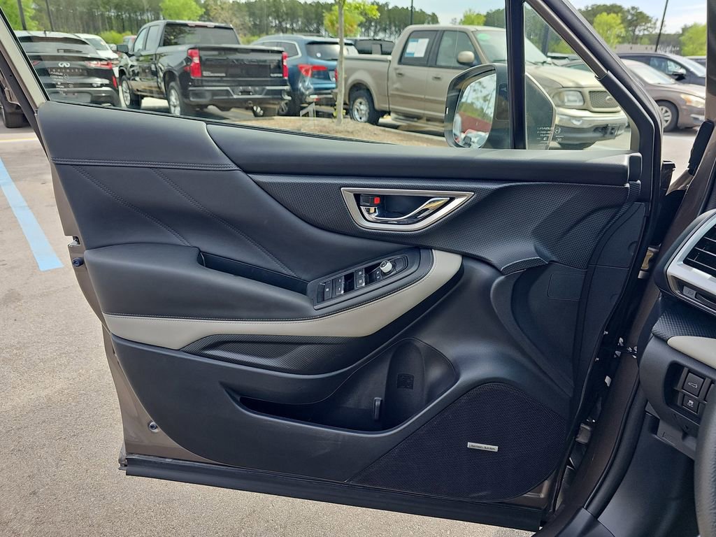 Used 2024 Subaru Forester Limited image 31