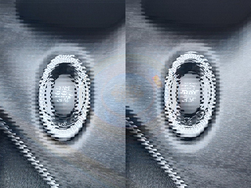 New 2025 Jeep Grand Cherokee L Limited w/ Black Appearance Package image 16