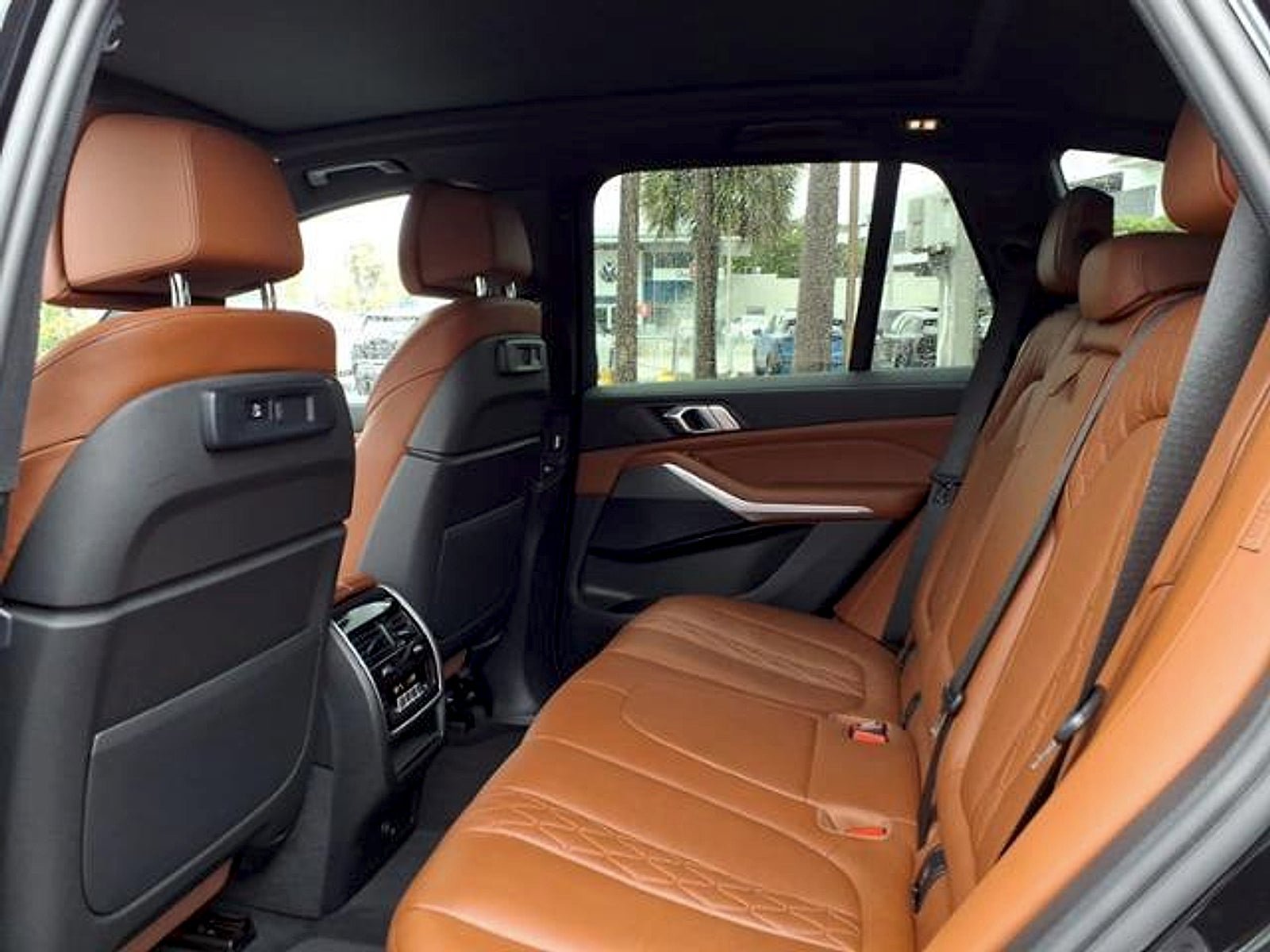 Used 2022 BMW X5 sDrive40i w/ M Sport Package image 10