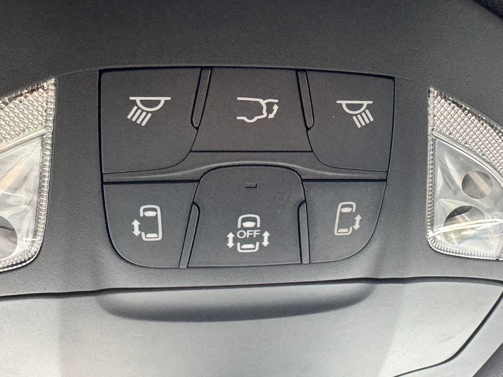 Used 2025 Chrysler Pacifica Select FWD image 28
