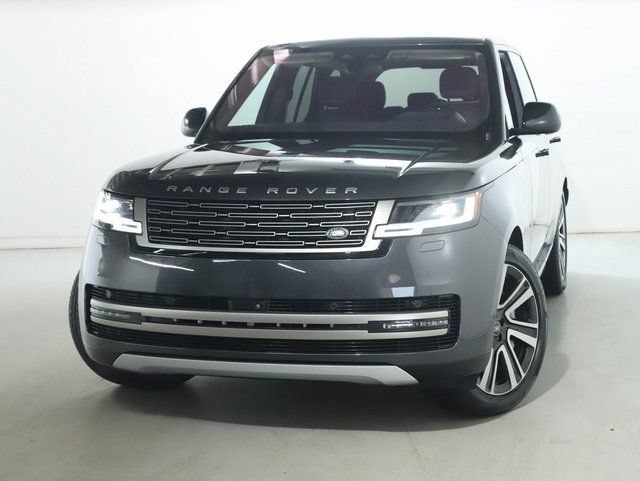 Used 2023 Land Rover Range Rover SE AWD/4WD image 3