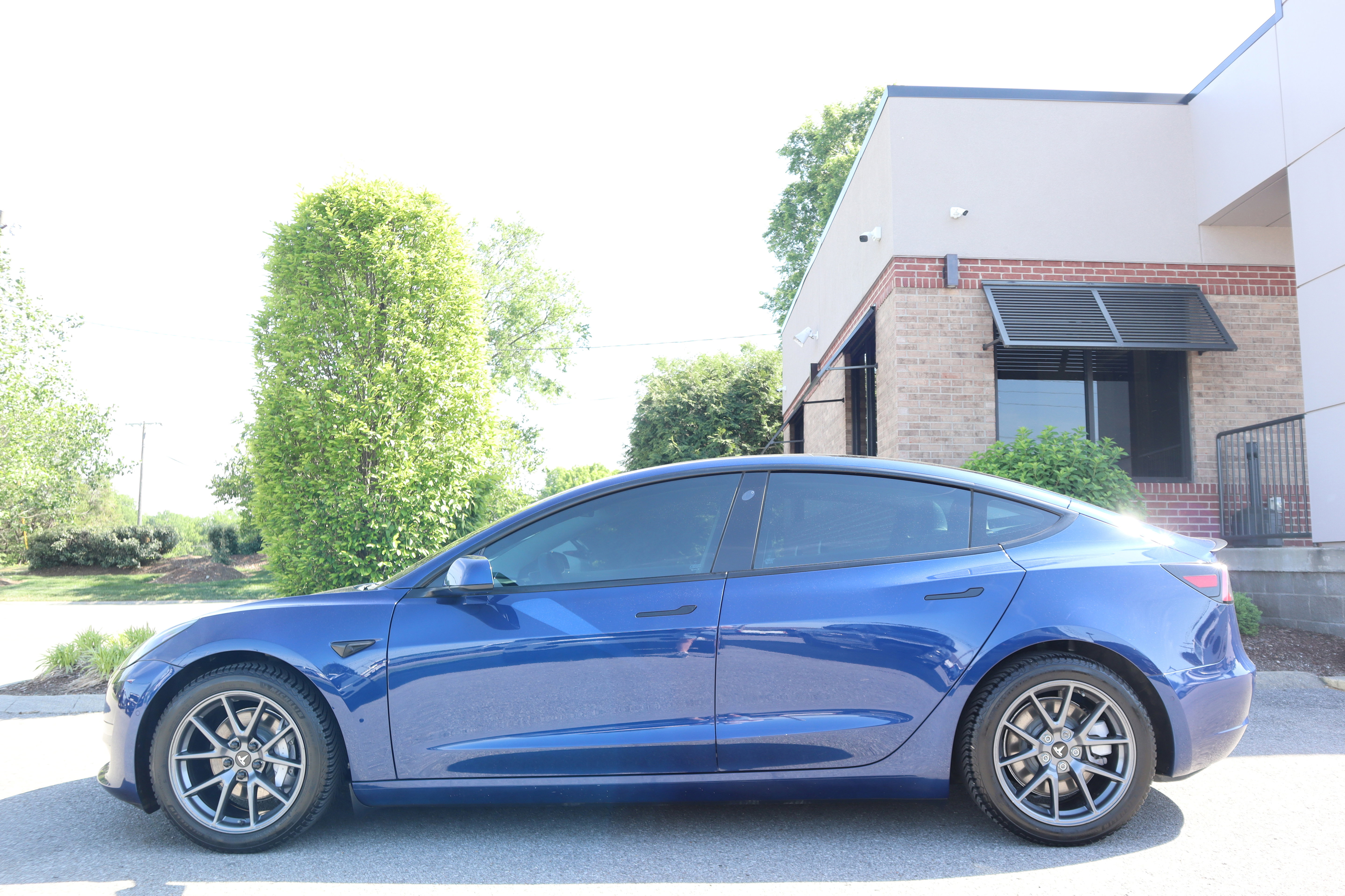 Used 2021 Tesla Model 3 Long Range AWD/4WD image 10