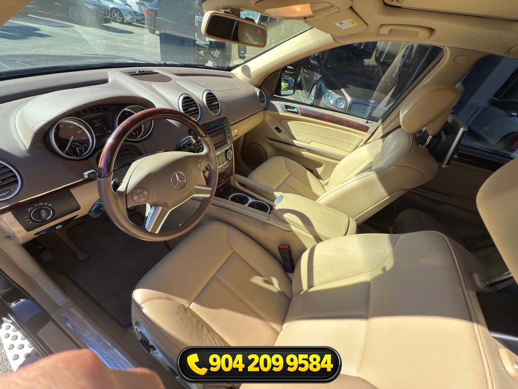 Used 2011 Mercedes-Benz GL 450 4MATIC image 27