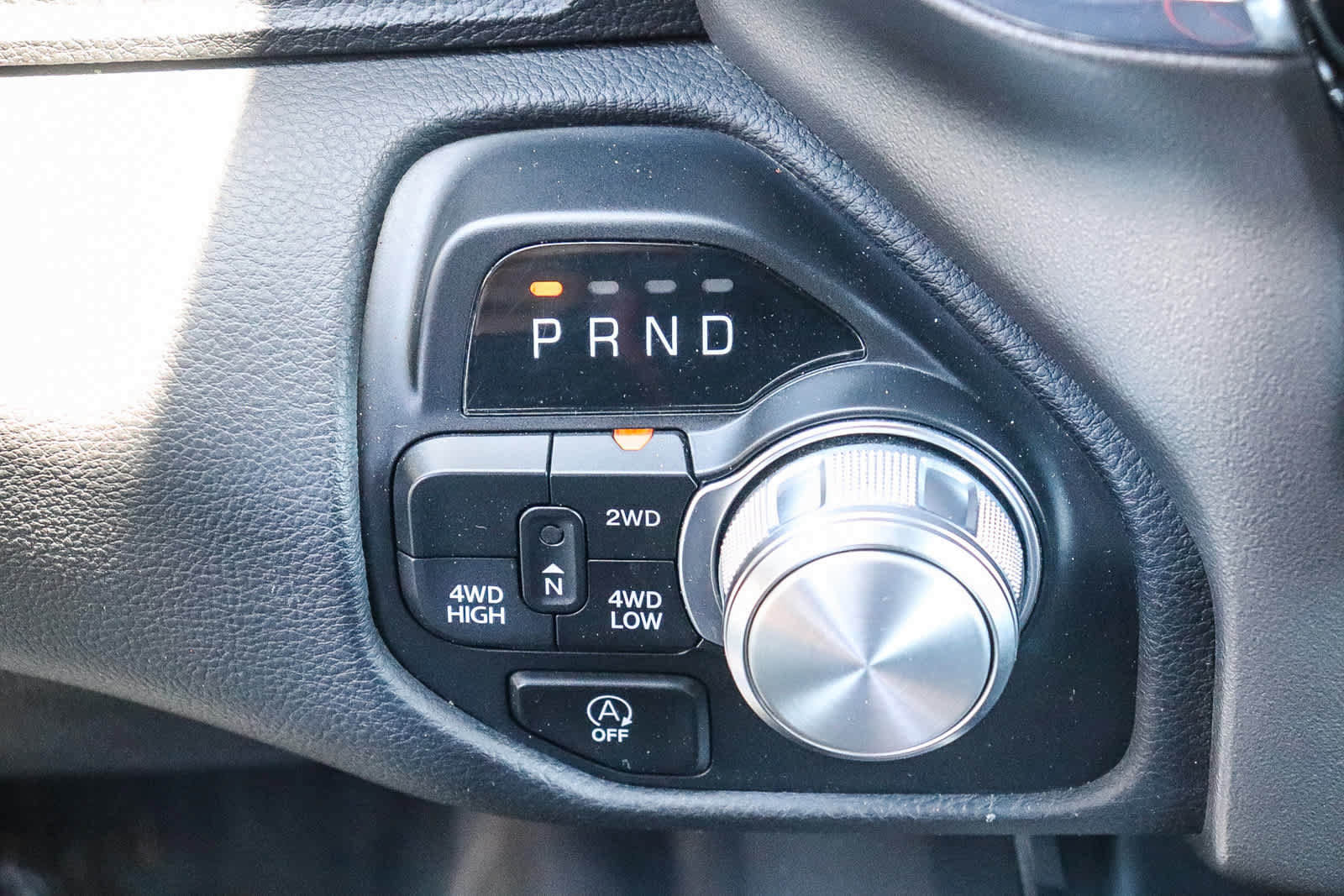 Used 2024 RAM 1500 Laramie AWD/4WD image 20