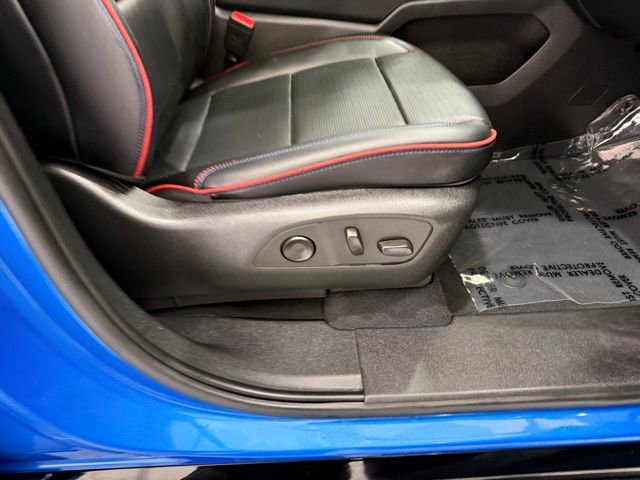 Used 2025 Chevrolet Silverado EV RST AWD/4WD image 22
