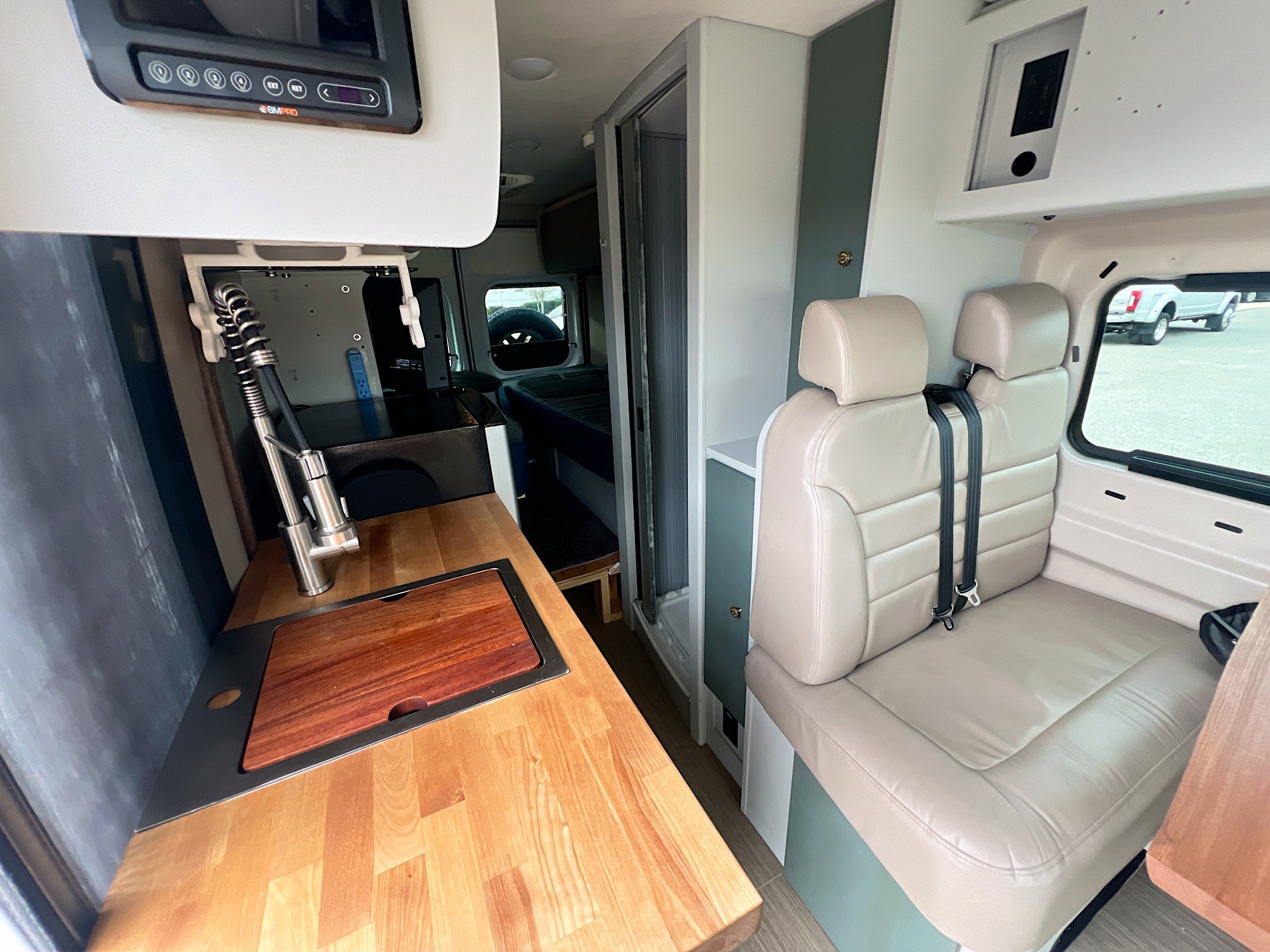 Used 2021 RAM ProMaster 3500 w/ Convenience Group image 32