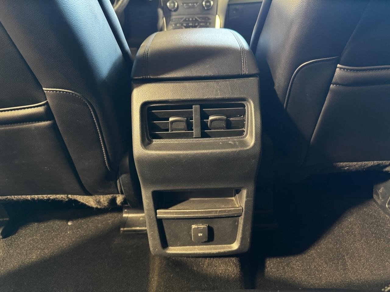 Used 2020 Ford Edge SEL image 14