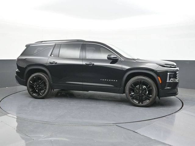 New 2026 Chevrolet Traverse LT w/ LPO, Floor Liner Package FWD image 13
