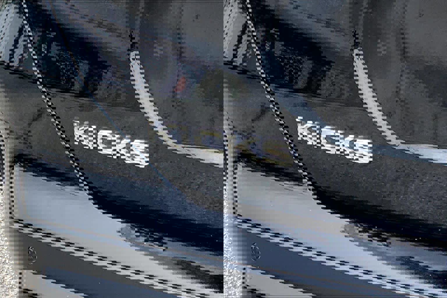 Used 2023 Nissan Kicks SV image 26