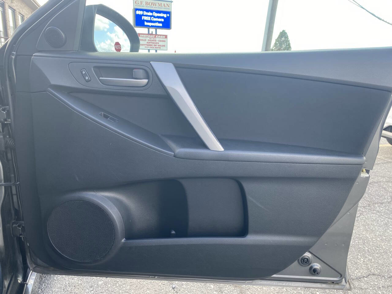 Used 2011 MAZDA MAZDA3 s Sport FWD image 16