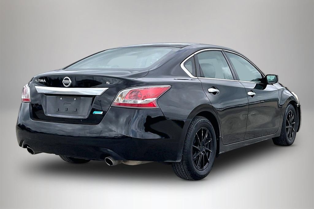 Used 2014 Nissan Altima 2.5 S FWD image 4