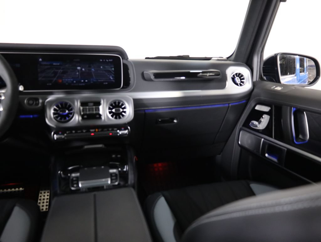Used 2025 Mercedes-Benz G 63 AMG 4MATIC image 45