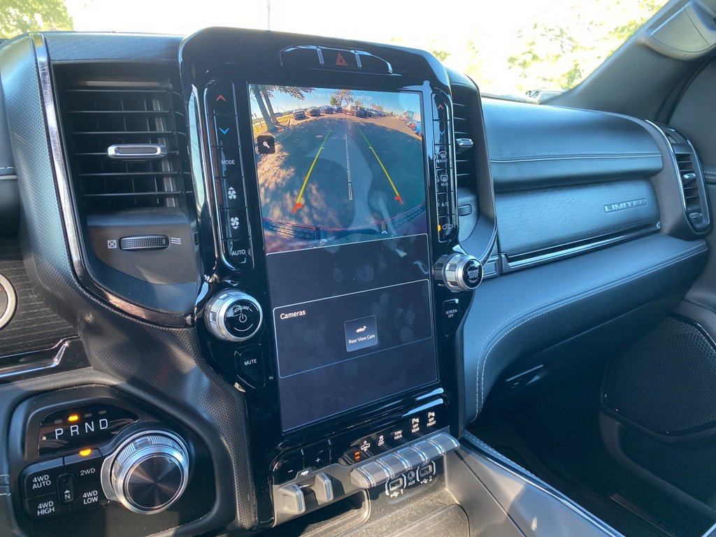 Used 2022 RAM 1500 Limited w/ Body-Colour Bumper Group image 18